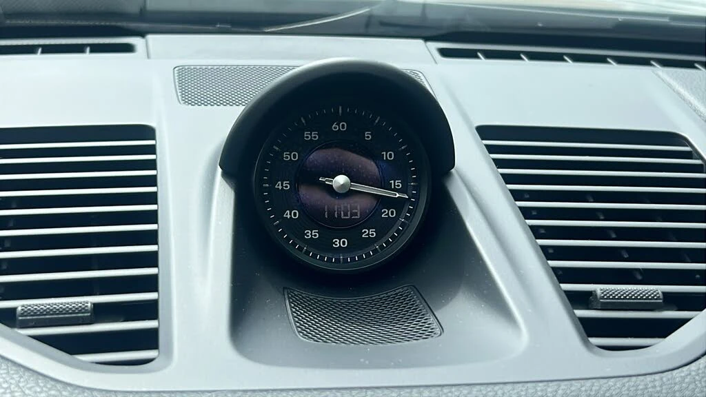 2025 Porsche 992 Carrera T - Image 26 of 31