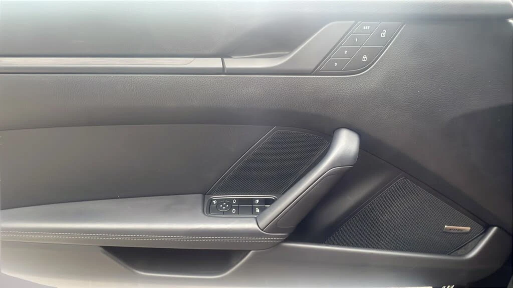 2025 Porsche 992 Carrera T - Image 22 of 31