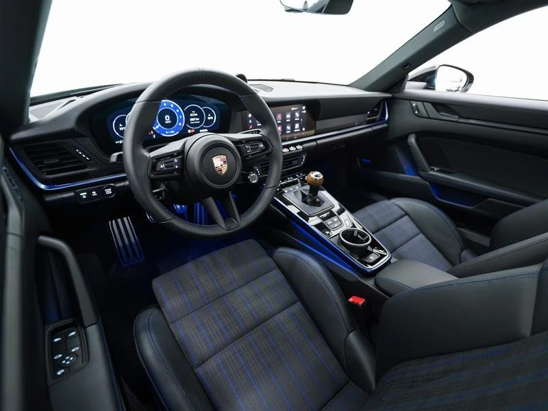 2025 Porsche 992 Carrera T - Image 15 of 20