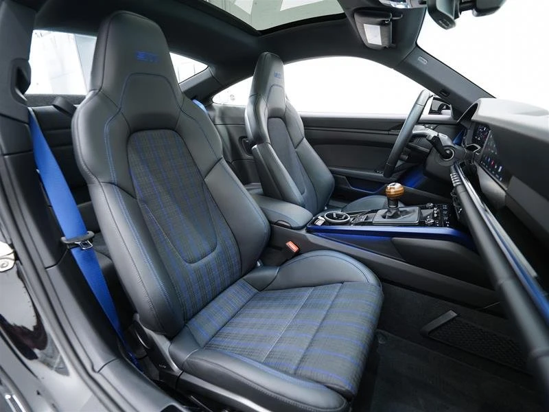 2025 Porsche 992 Carrera T - Image 19 of 20