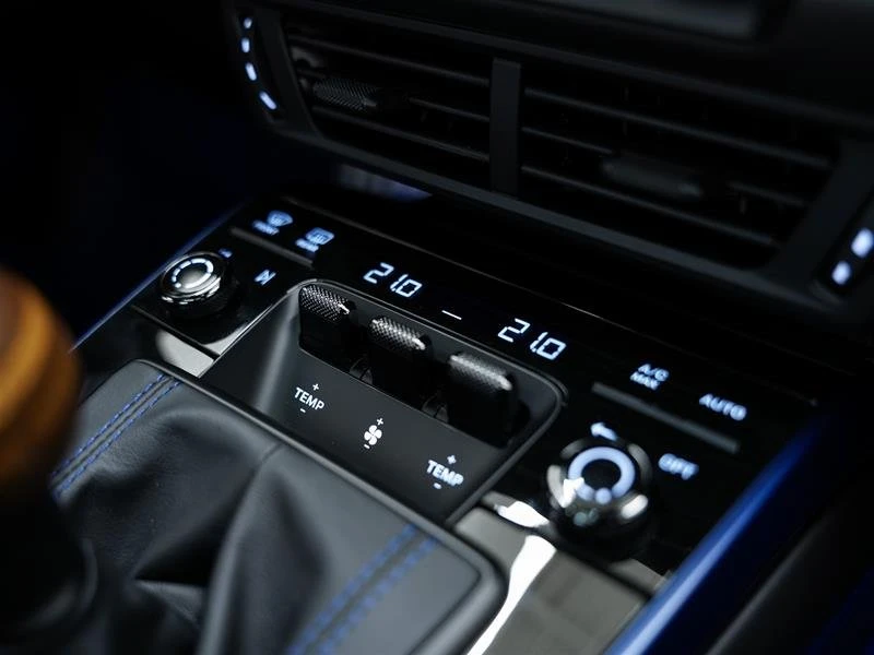 2025 Porsche 992 Carrera T - Image 17 of 20