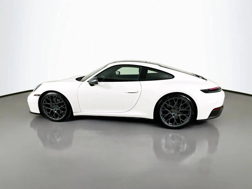 2025 Porsche 992 Carrera T - Image 2 of 5