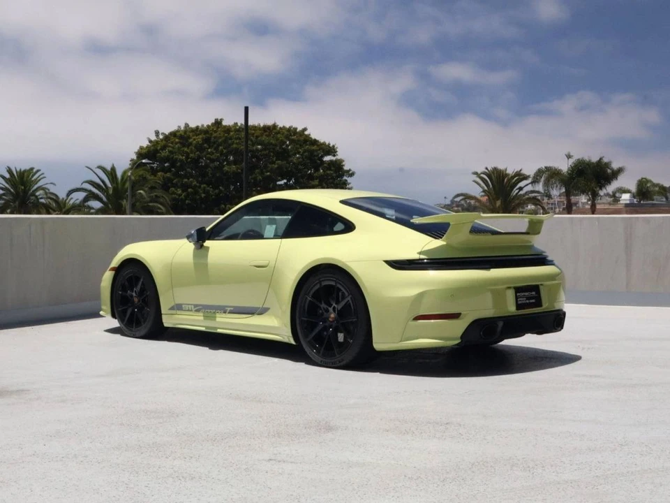 2025 Porsche 992 Carrera T - Image 3 of 5