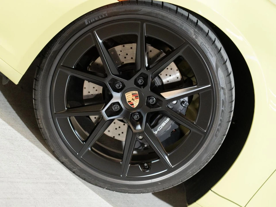 2025 Porsche 992 Carrera T - Image 11 of 29