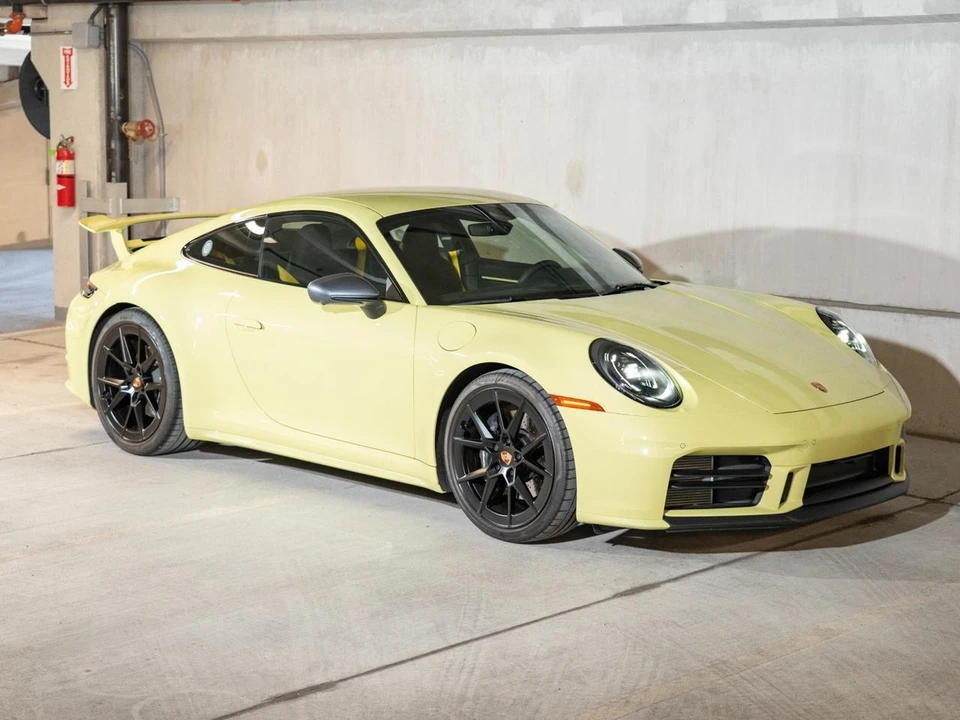 2025 Porsche 992 Carrera T - Image 8 of 29
