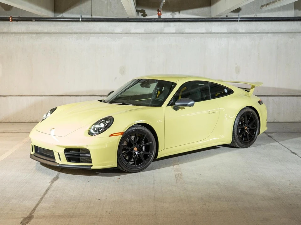 2025 Porsche 992 Carrera T - Image 2 of 29