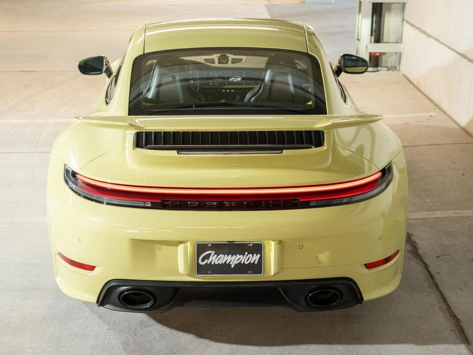 2025 Porsche 992 Carrera T - Image 12 of 29