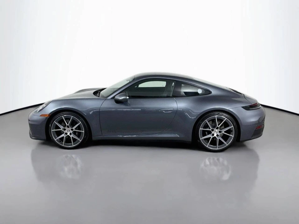 2025 Porsche 992 Carrera T - Image 2 of 5