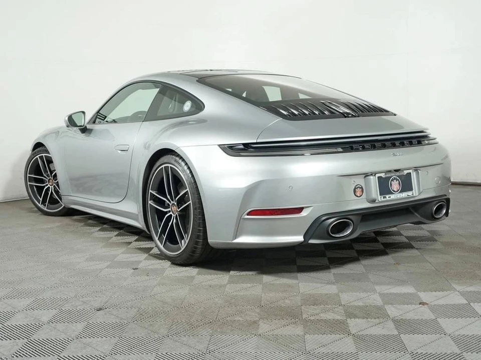 2025 Porsche 992 Carrera T - Image 3 of 4