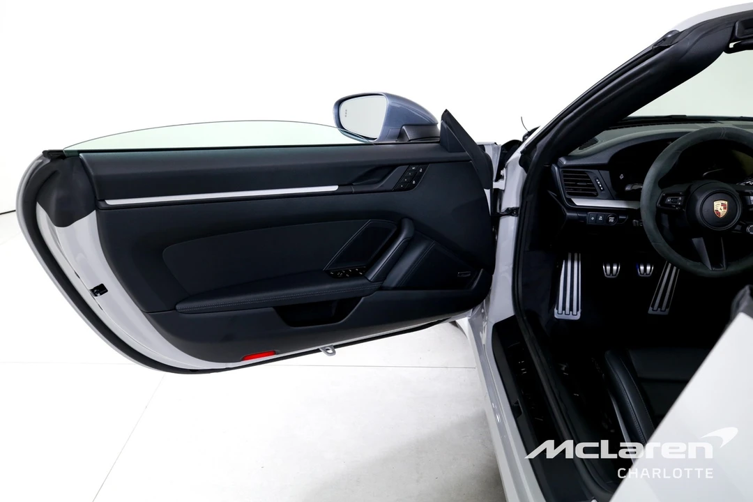 2025 Porsche 992 Carrera T - Image 11 of 12