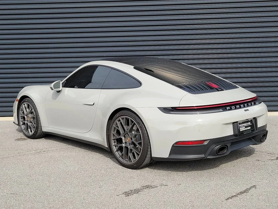 2025 Porsche 992 Carrera - Image 3 of 4