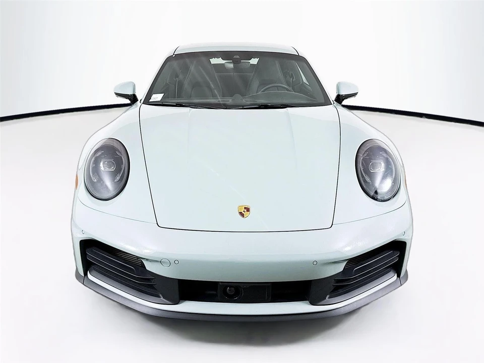 2025 Porsche 992 Carrera - Image 6 of 21