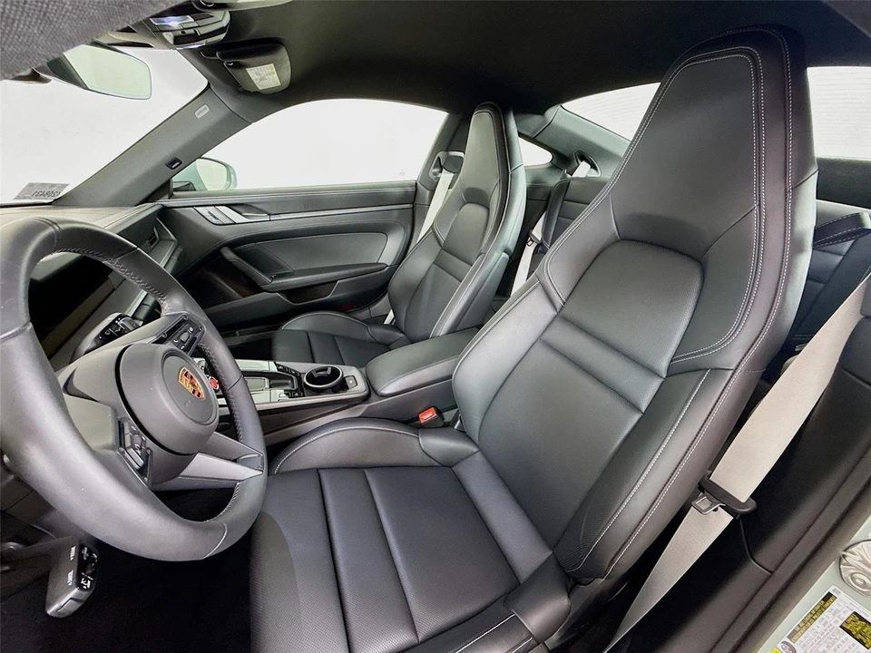 2025 Porsche 992 Carrera - Image 20 of 21