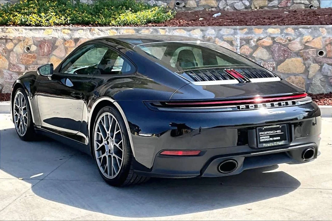 2025 Porsche 992 Carrera - Image 3 of 4