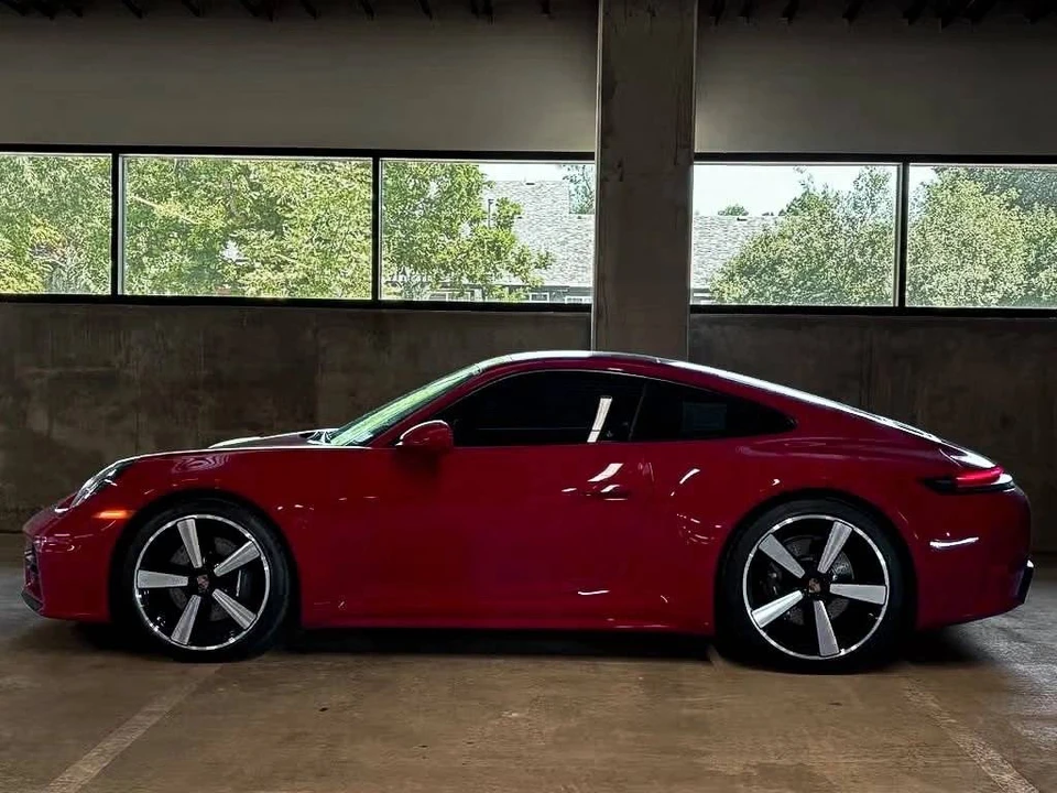 2025 Porsche 992 Carrera - Image 2 of 5