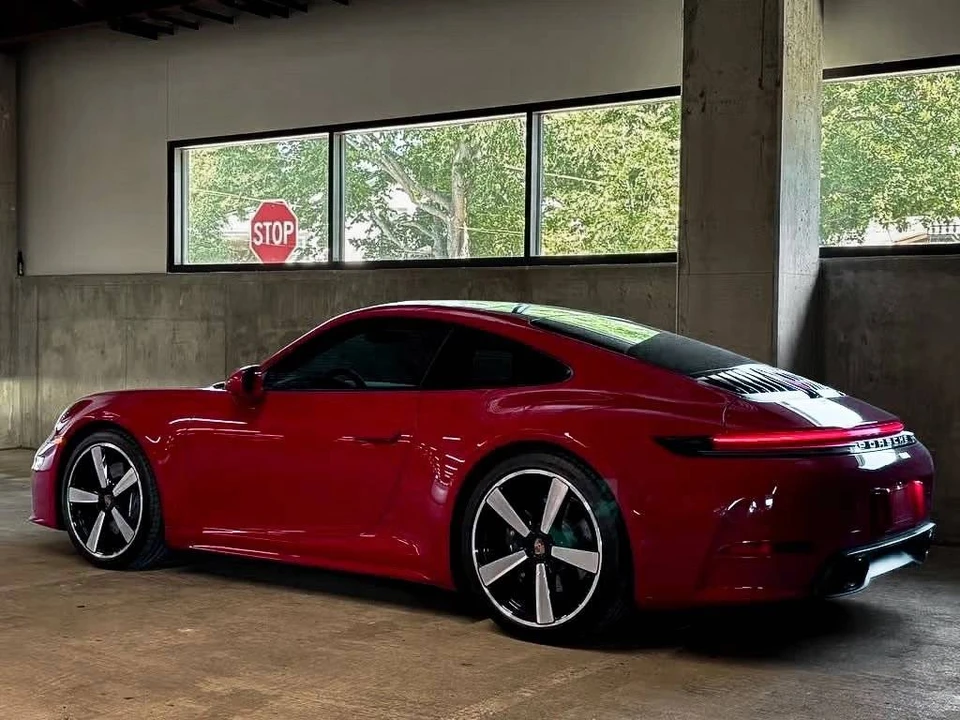2025 Porsche 992 Carrera - Image 3 of 5