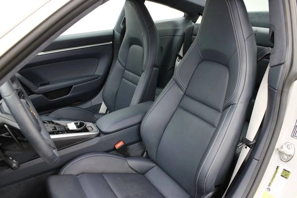 2025 Porsche 992 Carrera - Image 5 of 5