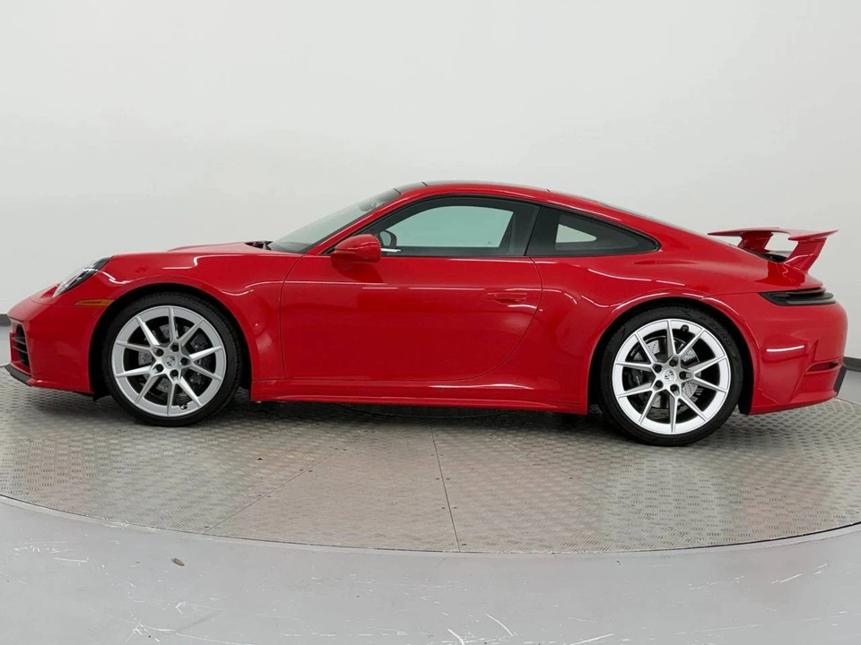 2025 Porsche 992 Carrera - Image 2 of 5