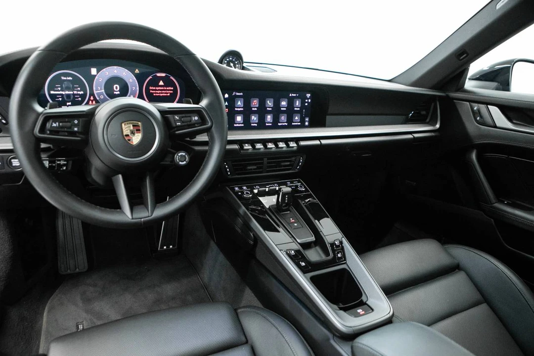 2025 Porsche 992 Carrera - Image 5 of 5
