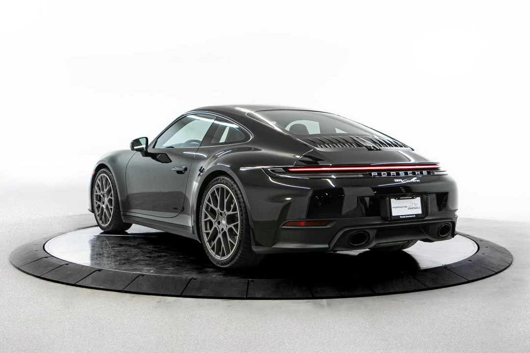 2025 Porsche 992 Carrera - Image 3 of 5
