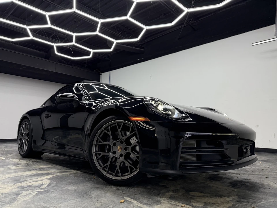 2025 Porsche 992 Carrera - Image 7 of 21