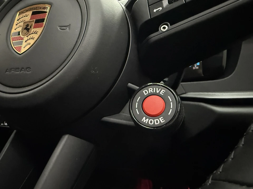 2025 Porsche 992 Carrera - Image 21 of 21