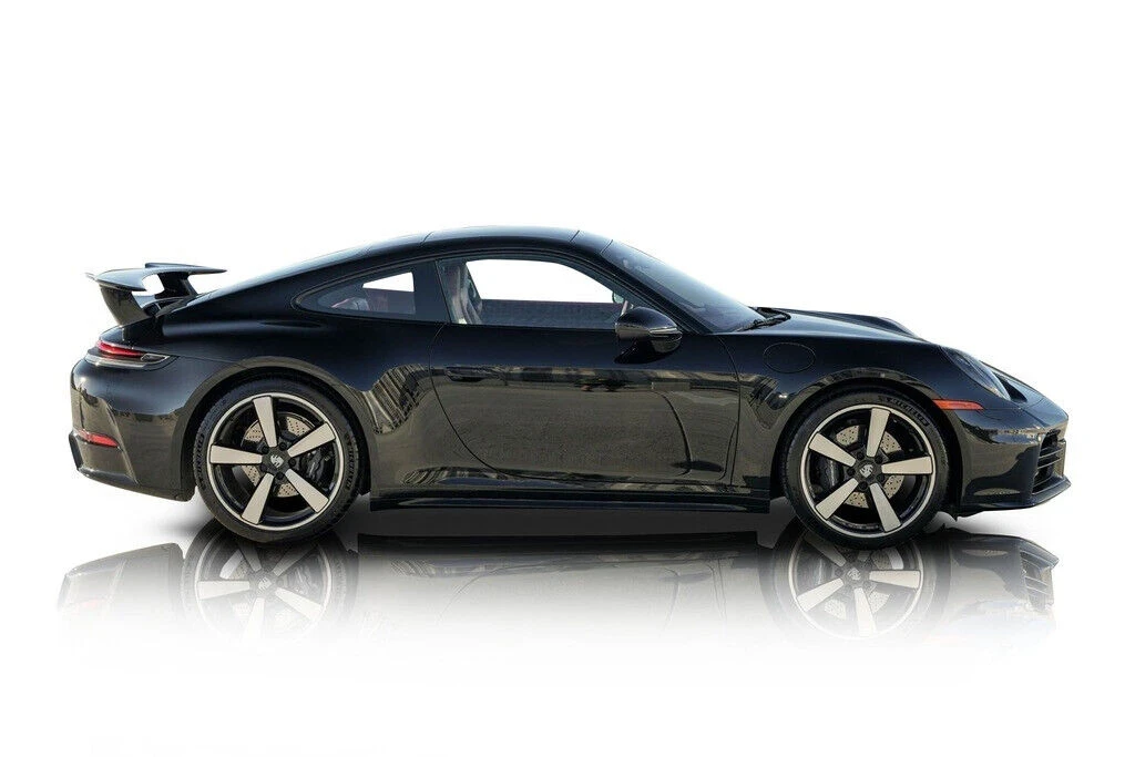 2025 Porsche 992 Carrera - Image 2 of 12