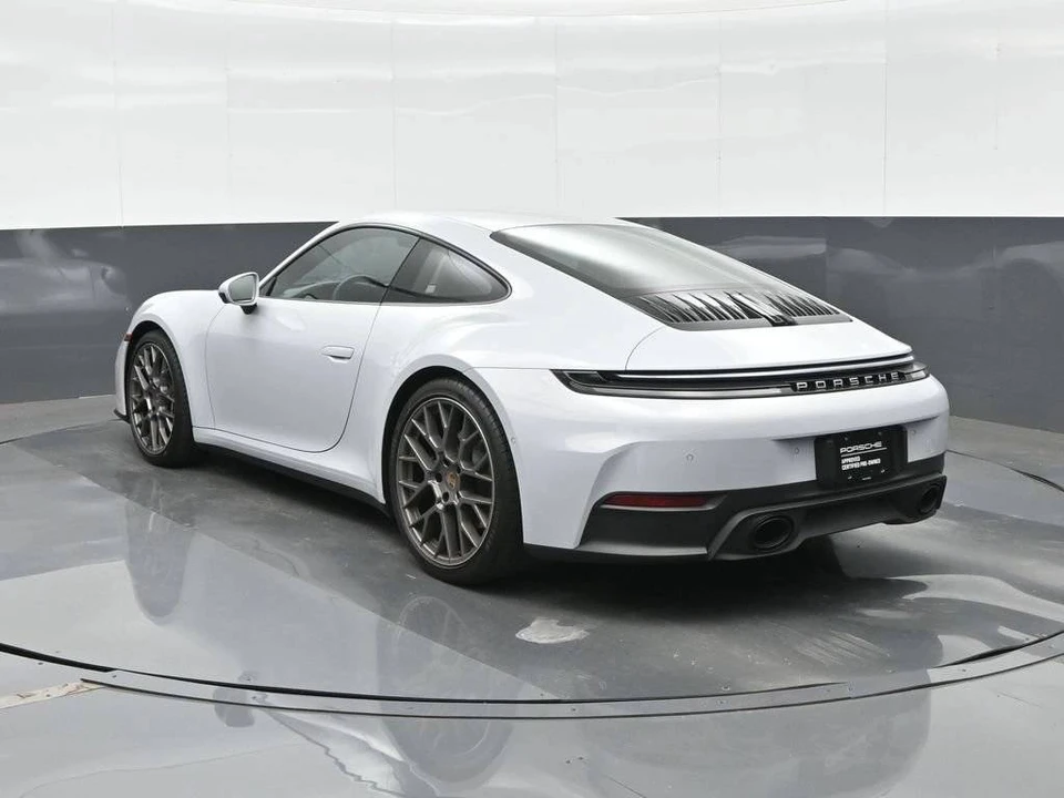 2025 Porsche 992 Carrera - Image 3 of 5