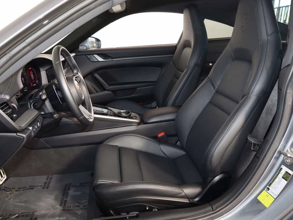 2025 Porsche 992 Carrera - Image 5 of 5