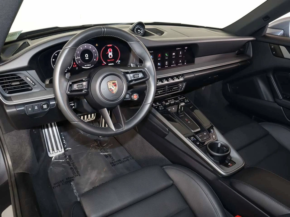 2025 Porsche 992 Carrera - Image 4 of 5