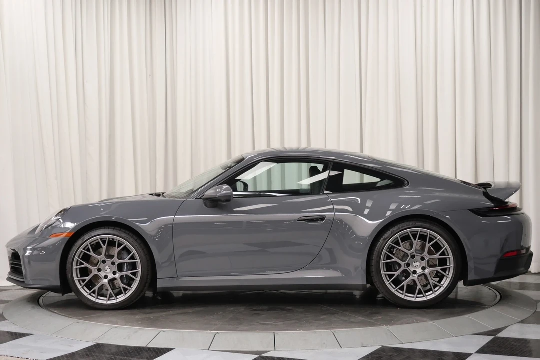 2025 Porsche 992 Carrera - Image 6 of 21
