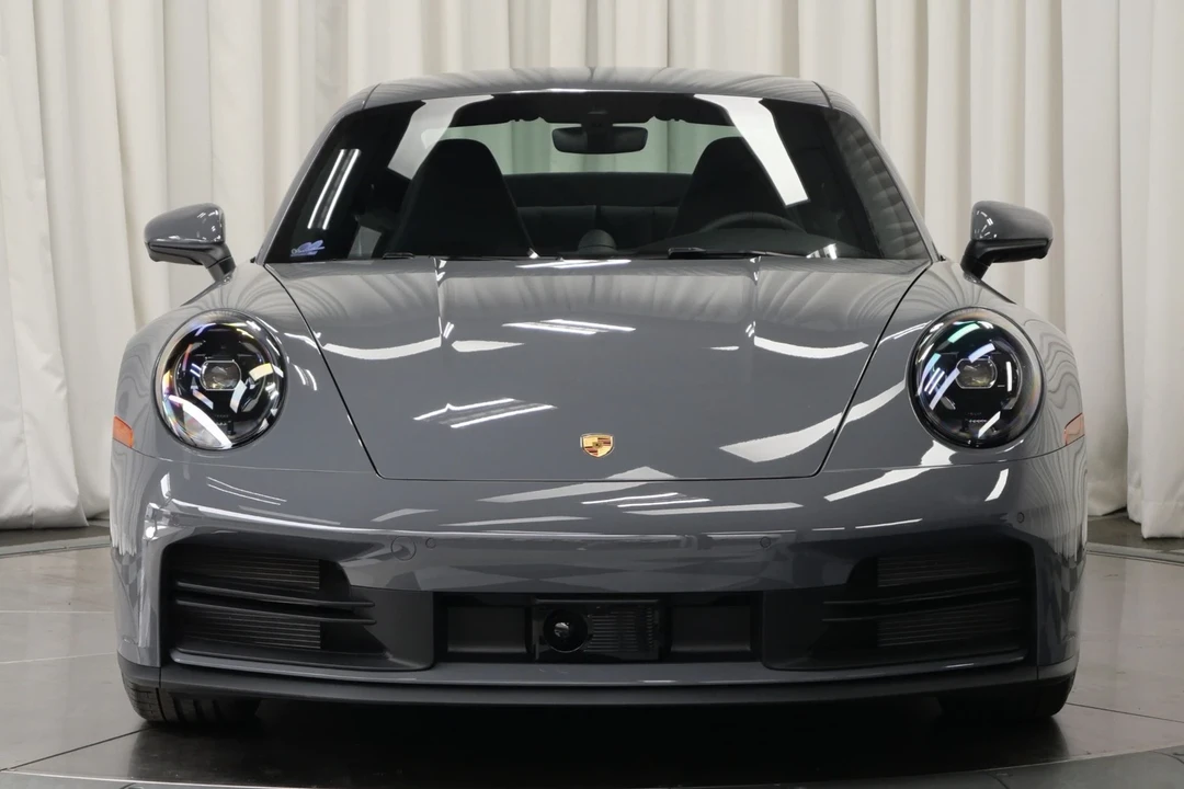 2025 Porsche 992 Carrera - Image 4 of 21