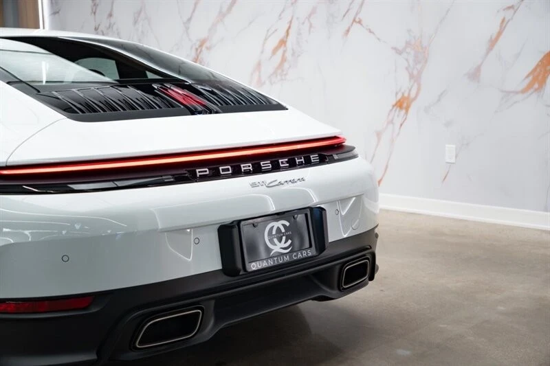 2025 Porsche 992 Carrera - Image 16 of 21