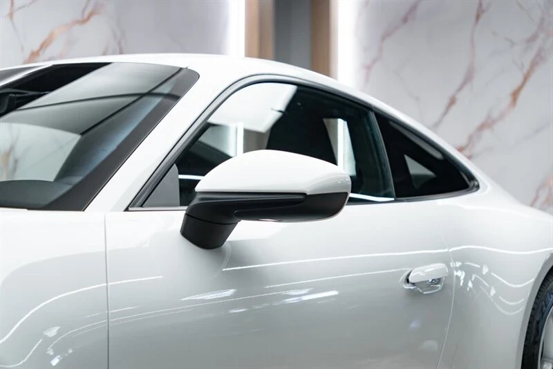 2025 Porsche 992 Carrera - Image 9 of 21
