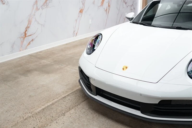 2025 Porsche 992 Carrera - Image 5 of 21