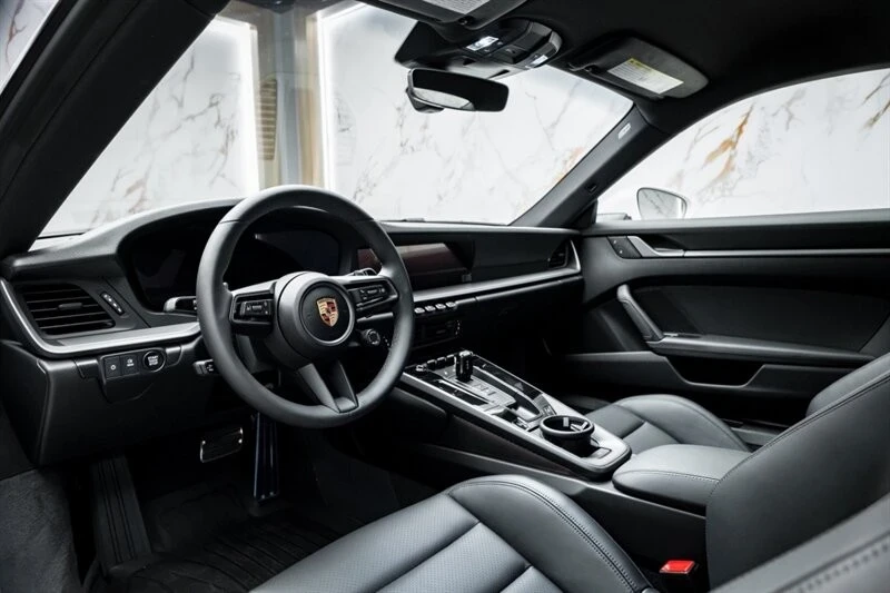 2025 Porsche 992 Carrera - Image 17 of 21