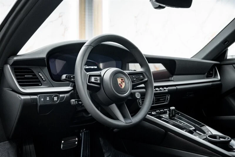 2025 Porsche 992 Carrera - Image 18 of 21