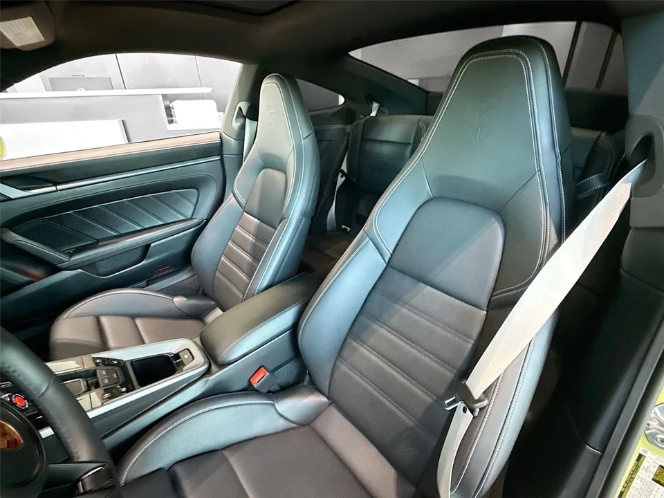 2025 Porsche 992 Carrera - Image 21 of 21