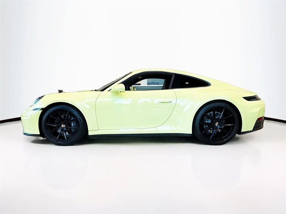 2025 Porsche 992 Carrera - Image 4 of 21
