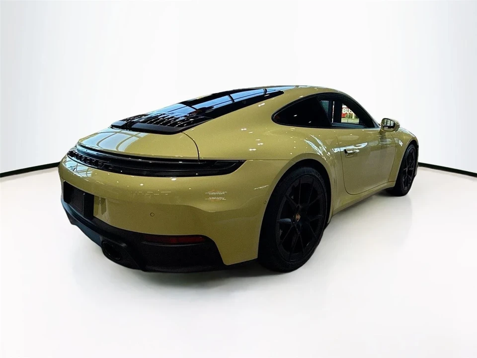 2025 Porsche 992 Carrera - Image 7 of 21