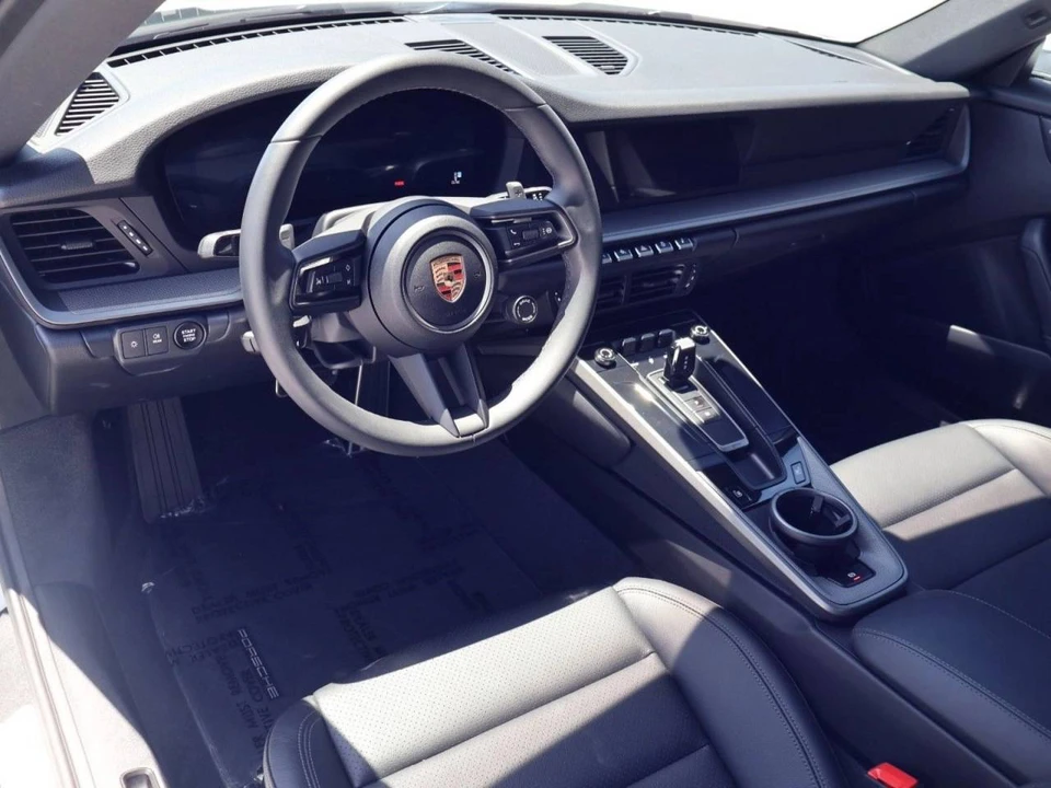 2025 Porsche 992 Carrera - Image 4 of 5