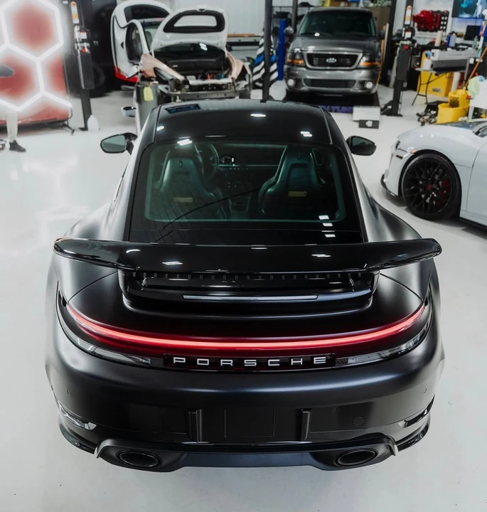 2025 Porsche 992 Carrera - Image 3 of 4