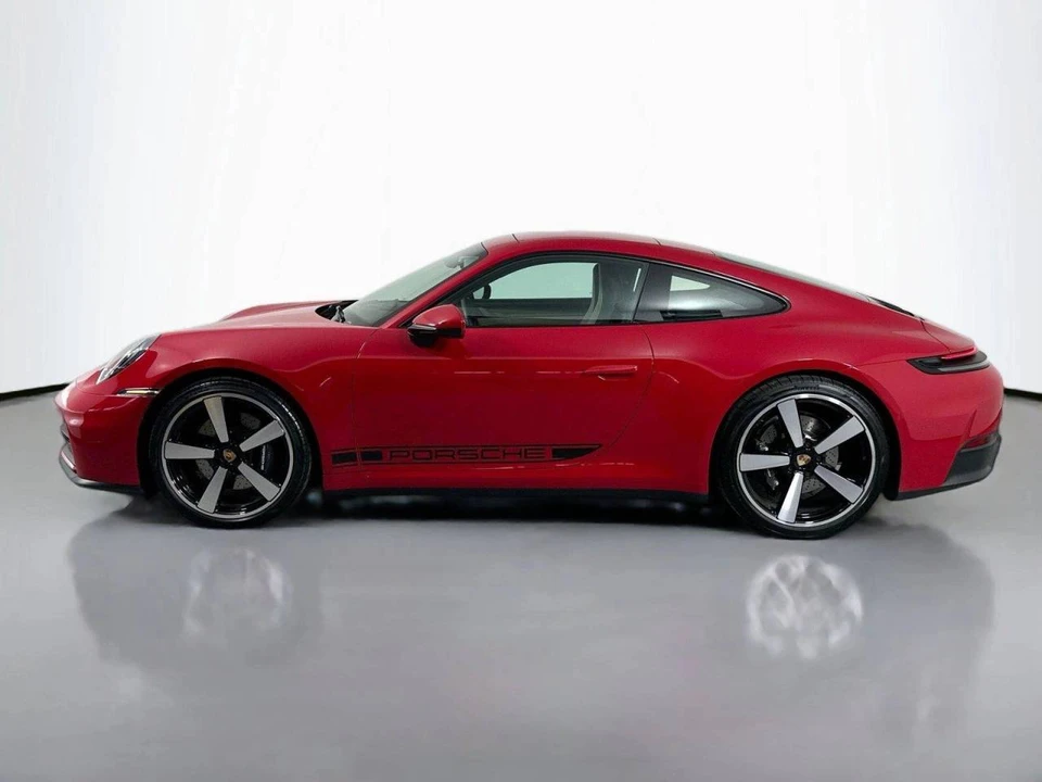 2025 Porsche 992 Carrera - Image 2 of 5
