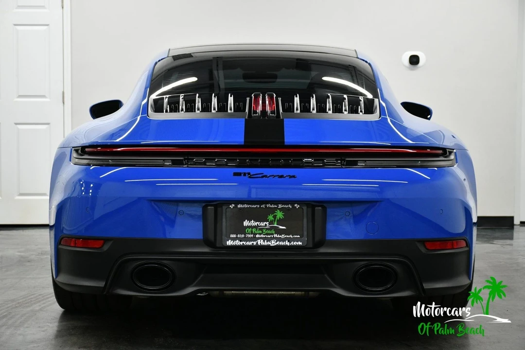 2025 Porsche 992 Carrera - Image 17 of 31