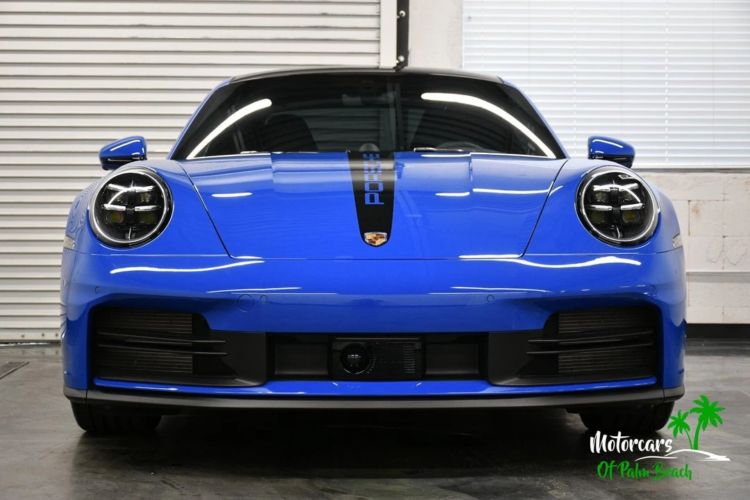 2025 Porsche 992 Carrera - Image 27 of 31
