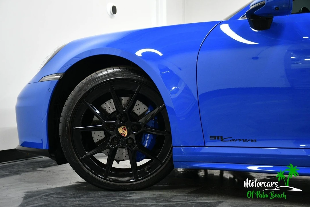 2025 Porsche 992 Carrera - Image 9 of 31