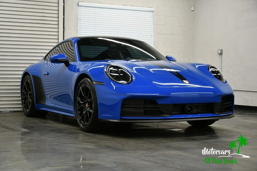 2025 Porsche 992 Carrera - Image 21 of 31