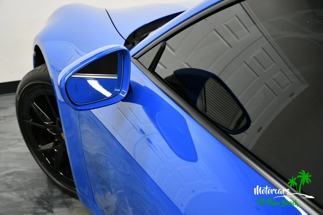 2025 Porsche 992 Carrera - Image 11 of 31