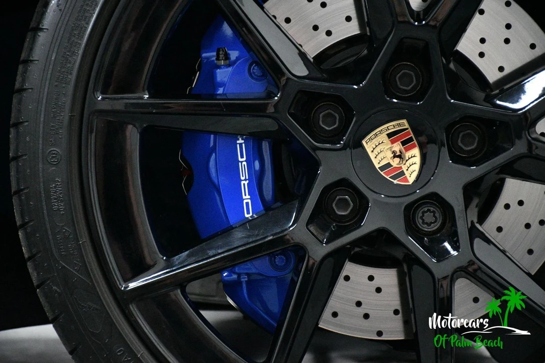 2025 Porsche 992 Carrera - Image 25 of 31