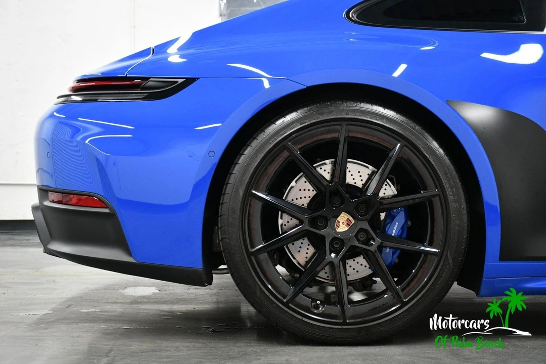 2025 Porsche 992 Carrera - Image 22 of 31